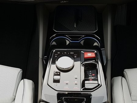 2026 BMW M5 - photo 10