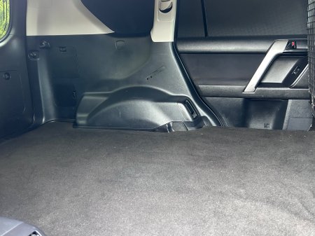 2016 Toyota Land Cruiser - photo 26