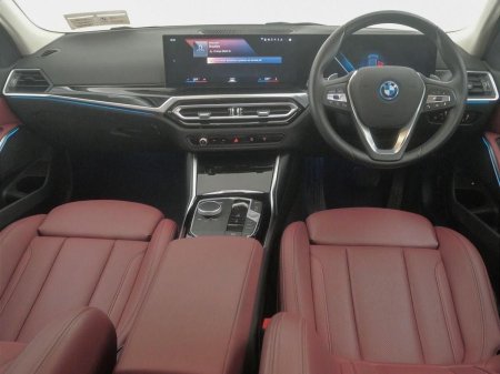 2024 BMW 3-Series - photo 4
