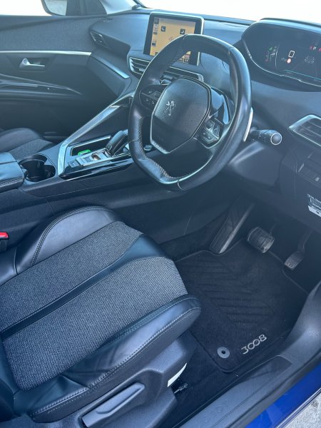 2017 Peugeot 3008 - photo 11