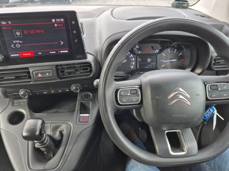 2023 Citroen Berlingo - photo 15