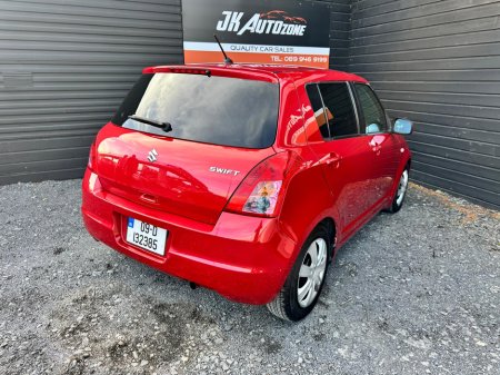 2009 Suzuki Swift - photo 8