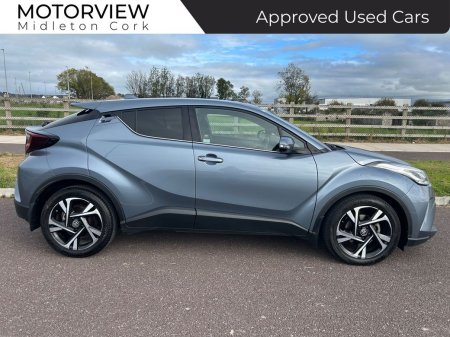 2022 Toyota C-HR - photo 2