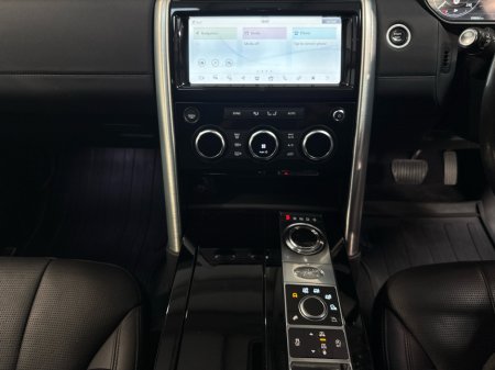 2019 Land Rover Discovery - photo 8