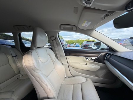 2019 Volvo V90 - photo 28