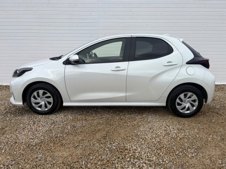 2023 Toyota Yaris - photo 14