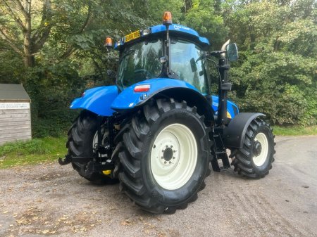 2008 New Holland T6080 - photo 6