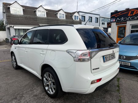 2015 Mitsubishi Outlander - photo 12
