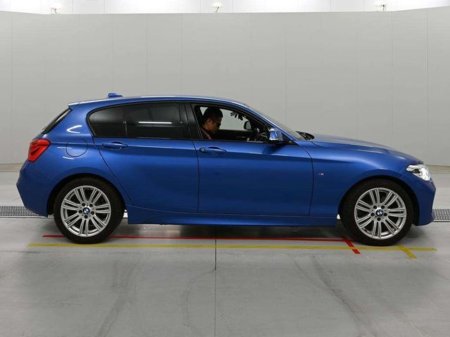 2017 BMW 1-Series - photo 2