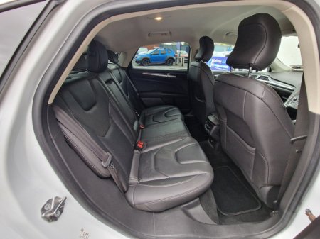 2017 Ford Mondeo - photo 30