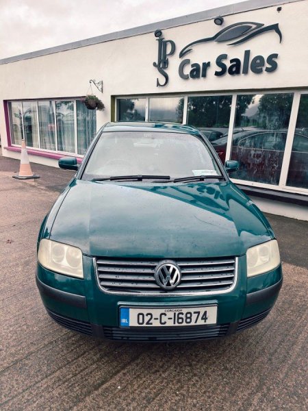 2002 Volkswagen Passat - photo 2
