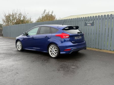 2017 Ford Focus - photo 6