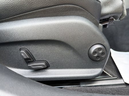 2019 Mercedes-Benz E-Class - photo 23