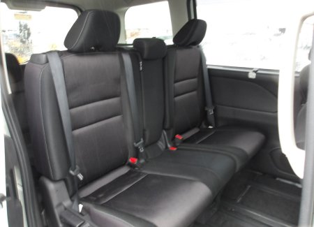 2017 Nissan Serena - photo 6