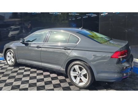 2020 Volkswagen Passat - photo 4