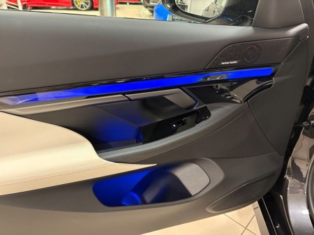 2026 BMW 5-Series - photo 17