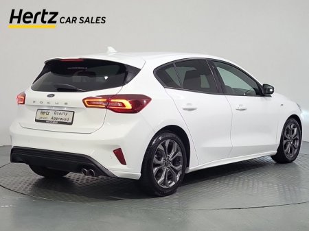2023 Ford Focus - photo 3