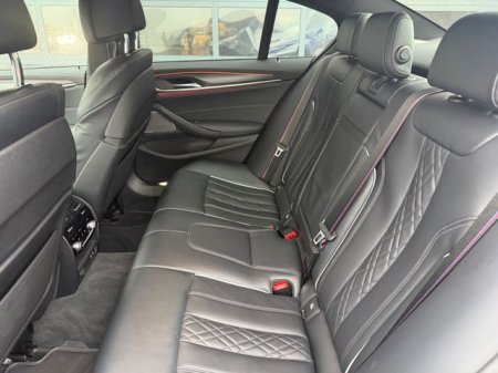 2022 BMW 5-Series - photo 15