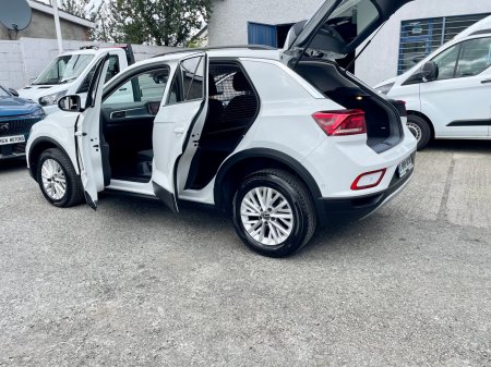2024 Volkswagen T-Roc - photo 20