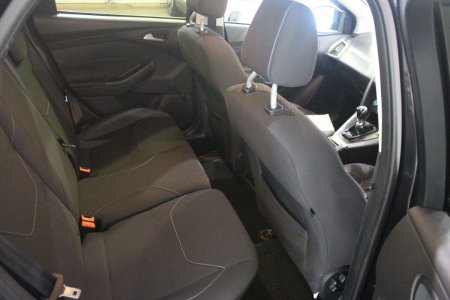 2015 Ford Focus - photo 22