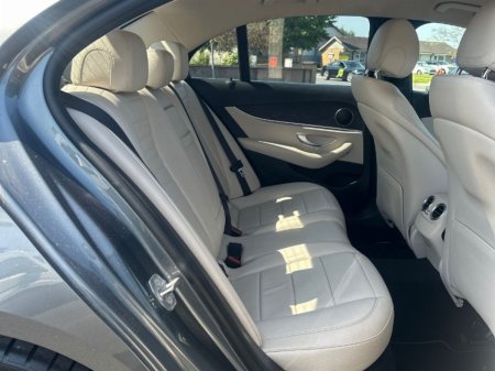 2016 Mercedes-Benz E-Class - photo 15