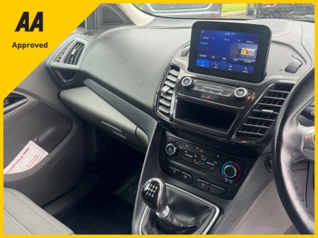 2022 Ford Transit Connect - photo 11