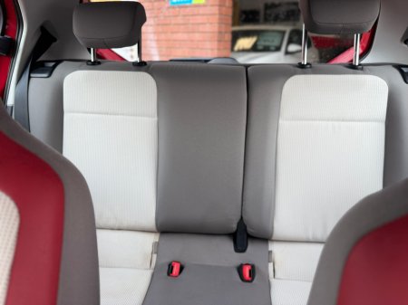 2014 Volkswagen up! - photo 17