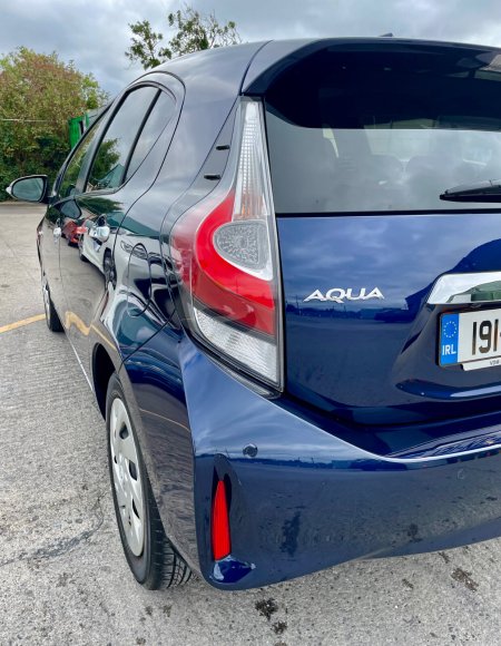 2019 Toyota Aqua - photo 12