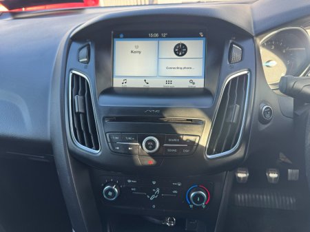 2018 Ford Focus - photo 11