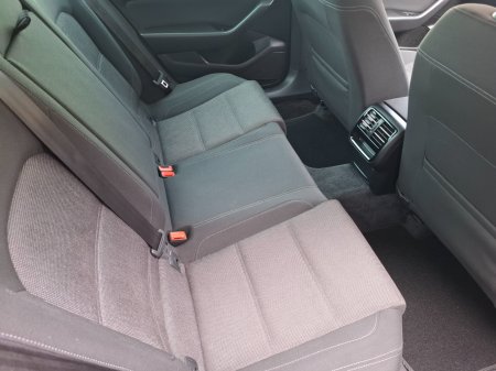 2017 Volkswagen Passat - photo 7