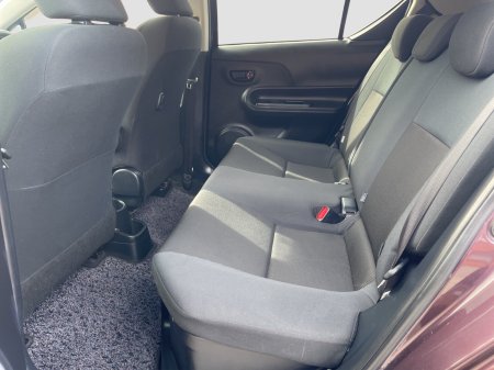 2016 Toyota Aqua - photo 17