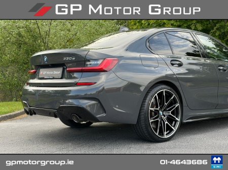 2022 BMW 3-Series - photo 14