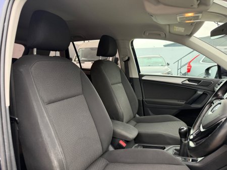 2017 Volkswagen Tiguan - photo 11