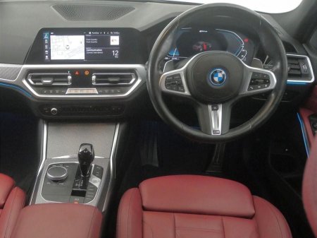 2022 BMW 3-Series - photo 5