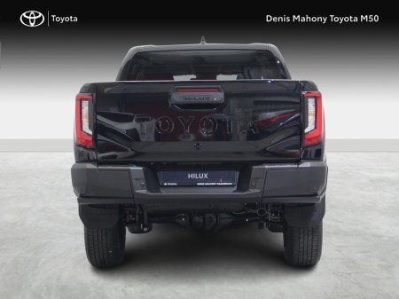2027 Toyota Hilux - photo 4