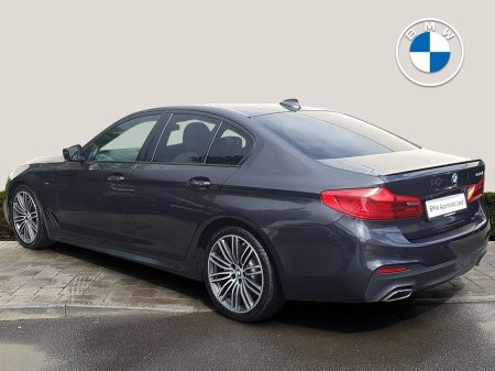 2018 BMW 5-Series - photo 2