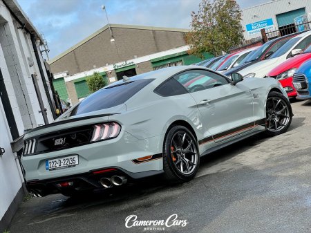 2022 Ford Mustang - photo 2
