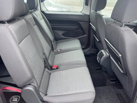 2025 Ford Tourneo Connect - photo 22