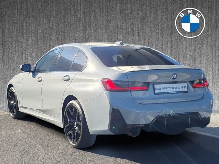 2026 BMW 3-Series - photo 2