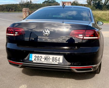 2020 Volkswagen Passat - photo 21