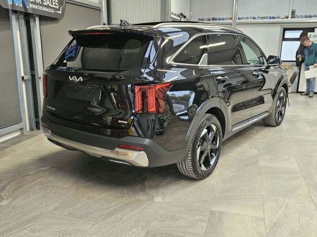 2025 Kia Sorento - photo 3
