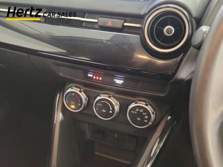 2024 Mazda Mazda2 - photo 21
