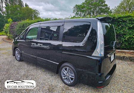 2012 Nissan Serena - photo 3