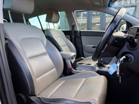 2021 Kia Sportage - photo 21
