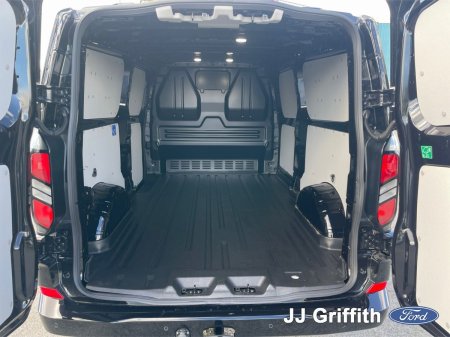 2026 Ford Transit Custom - photo 18