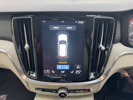 2021 Volvo V60 - photo 10