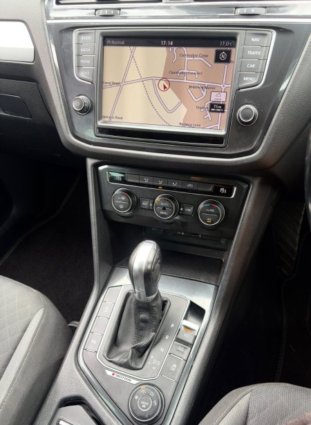 2016 Volkswagen Tiguan - photo 2