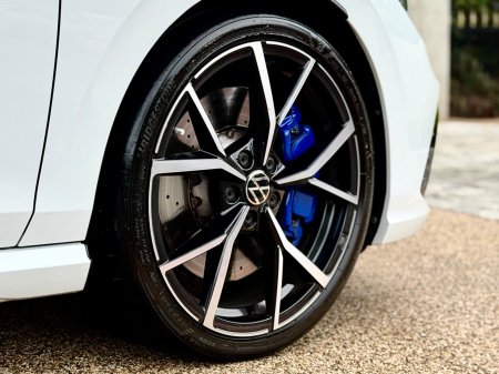 2023 Volkswagen Golf - photo 5