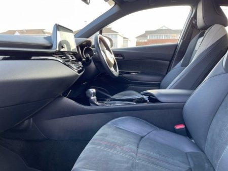2022 Toyota C-HR - photo 6