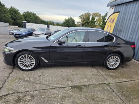 2023 BMW 5-Series - photo 5